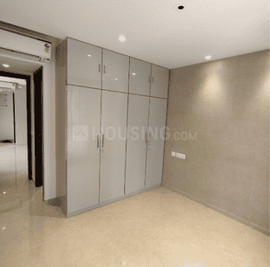 Image of 950 Sq.ft 3 BHK Apartment / Flat for sale in Hiranandani Highland A B C D And E Wing, Powai, Mumbai for Rs. 42000000