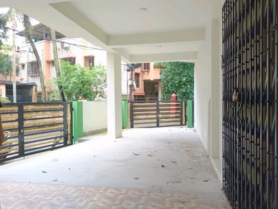 Car Garage Image of 1120 Sq.ft 3 BHK Apartment / Flat for sale in Sarada Pally Kolkata for Rs. 6160000