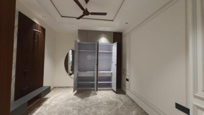 Bedroom Image of 1800 Sq.ft 3 BHK Builder Floor for sale in Paschim Vihar New Delhi for Rs. 35000000