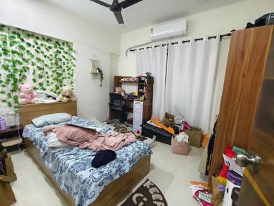 Bedroom Image of Home Stay Services In Neelkanth Apartments in Santacruz East, Mumbai
