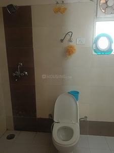 Bathroom Image of 1095 Sq.ft 2 BHK Apartment / Flat for rent in Milan Earth, Raj Nagar Extension Ghaziabad for Rs. 13000