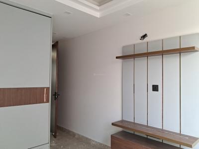 Bedroom Image of 1350 Sq.ft 3 BHK Builder Floor for sale in Paschim Vihar New Delhi for Rs. 26000000