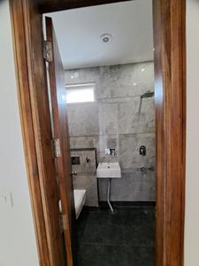 Bathroom Image of 2000 Sq.ft 3 BHK Builder Floor for rent in Bali Nagar New Delhi for Rs. 51000