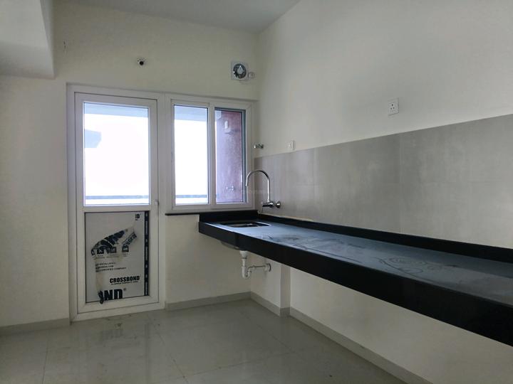 Avon Vista Main Image 1