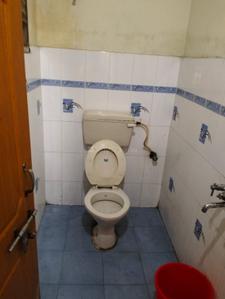 Bathroom Image of 1100 Sq.ft 2 BHK Apartment / Flat for rent in Habsiguda Hyderabad for Rs. 18000