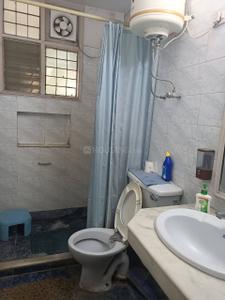 Bathroom Image of 3000 Sq.ft 3 BHK Builder Floor for rent in Unitech Residency Greens, Sector 46 Gurgaon for Rs. 65000