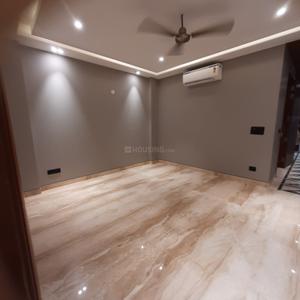 Bedroom Image of 1935 Sq.ft 3 BHK Builder Floor for sale in Defence Colony New Delhi for Rs. 70000000