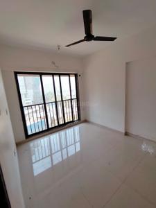 Hall Image of 700 Sq.ft 2 BHK Builder Floor for rent in Chamundeshwari Palash, Malad West Mumbai for Rs. 45000