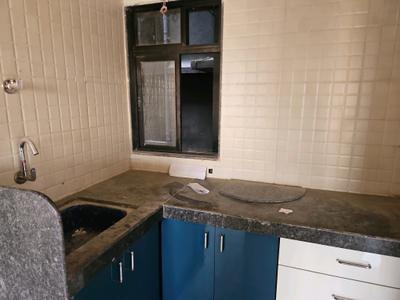 Kitchen Image of 580 Sq.ft 1.5 BHK Apartment / Flat for sale in Chembur Mumbai for Rs. 13500000