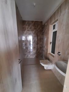 Bathroom Image of 1680 Sq.ft 3 BHK Apartment / Flat for sale in Matunga East Mumbai for Rs. 60000000