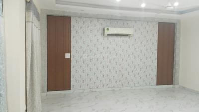 Bedroom Image of 2000 Sq.ft 4 BHK Builder Floor for sale in Chhattarpur New Delhi for Rs. 10700000
