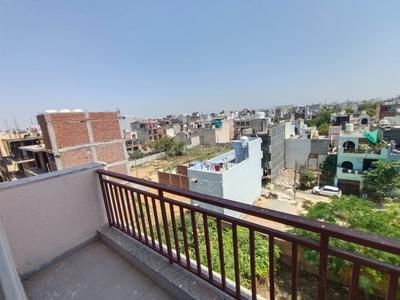 Balcony Image of 1000 Sq.ft 2 BHK Apartment / Flat for rent in Palam Vihar Extension Gurgaon for Rs. 18000