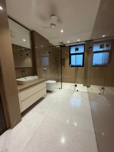 Kitchen Image of 6300 Sq.ft 7 BHK Duplex for sale in Punjabi Bagh New Delhi for Rs. 185000000