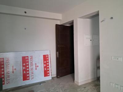 Living Room Image of 1137 Sq.ft 2 BHK Apartment / Flat for sale in Eldeco Live By The Greens Phase 1, Sector 150 Noida for Rs. 12500000
