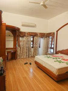 Bedroom Image of 1800 Sq.ft 3 BHK Apartment / Flat for sale in Priyadarshini Adhishthan Apartment, Pallavi Nagar Bhopal for Rs. 9000000