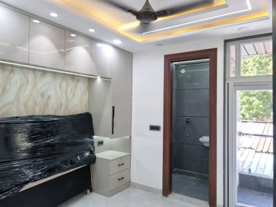 Bedroom Image of 810 Sq.ft 3 BHK Apartment / Flat for sale in Dwarka Mor New Delhi for Rs. 6800000