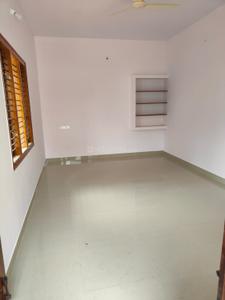 Bedroom Image of 1200 Sq.ft 2 BHK Independent House for rent in Vani Vilas Mohalla Mysore for Rs. 25000