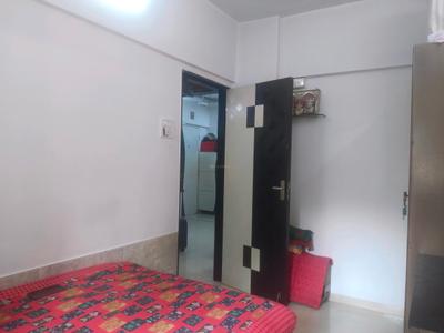 Bedroom Image of 660 Sq.ft 2 BHK Apartment / Flat for rent in Borivali West Mumbai for Rs. 45000