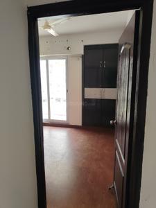 Kitchen Image of 950 Sq.ft 2 BHK Apartment / Flat for rent in Aditya Urban Homes, Bamheta Village Ghaziabad for Rs. 14000