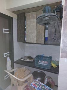 Bathroom Image of 800 Sq.ft 2 BHK Apartment / Flat for rent in Mulund West Mumbai for Rs. 34000