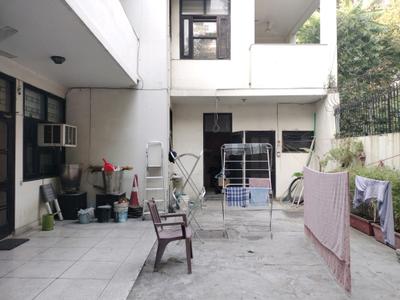 Drying Area Two Image of 4500 Sq.ft 6 BHK Independent House for sale in Sector 17 Faridabad for Rs. 81000000