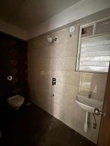 Bathroom Image of 950 Sq.ft 2 BHK Apartment / Flat for sale in Satyam Kashish Phase II, Kondhwa Pune for Rs. 6500000