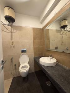 Bathroom Image of 1982 Sq.ft 3 BHK Apartment / Flat for rent in  Apollo DB City, Nipania Indore for Rs. 45000