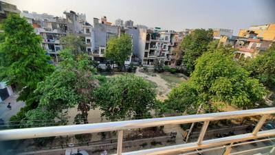 Balcony Image of 400 Sq.ft 1 RK Builder Floor for rent in Vasundhara Ghaziabad for Rs. 16000