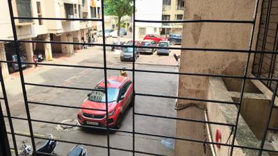 Balcony Image of 730 Sq.ft 2 BHK Apartment / Flat for rent in Borivali West Mumbai for Rs. 50000