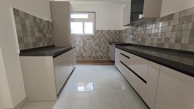 Kitchen Image of 2500 Sq.ft 3 BHK Penthouse for sale in Mountain View Cooprative Housing Society, Shivaji Nagar Pune for Rs. 32000000
