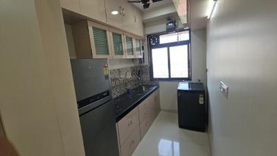 Kitchen Image of 600 Sq.ft 2 BHK Apartment / Flat for rent in Dadar East Mumbai for Rs. 72000