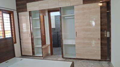 Bedroom Image of 2400 Sq.ft 3 BHK Builder Floor for rent in Sanjaynagar Bengaluru for Rs. 81000
