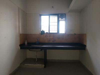 Kitchen Image of 530 Sq.ft 1 BHK Apartment / Flat for rent in Magarpatta Heliconia, Hadapsar Pune for Rs. 26000