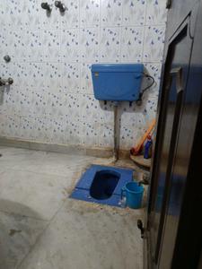 Bathroom Image of 1150 Sq.ft 2 BHK Apartment / Flat for sale in Patparganj New Delhi for Rs. 16500000