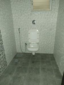 Common Bathroom Image of 1250 Sq.ft 3 BHK Apartment / Flat for sale in 38 Park Majestique C And F, Undri Pune for Rs. 6600000
