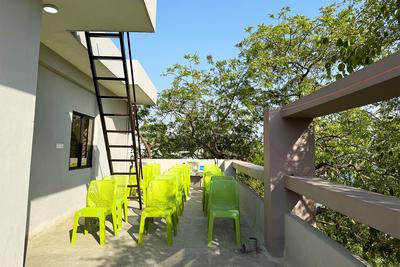 Balcony Image of 300 Sq.ft 1 RK Apartment / Flat for rent in Vijay Nagar Indore for Rs. 10500