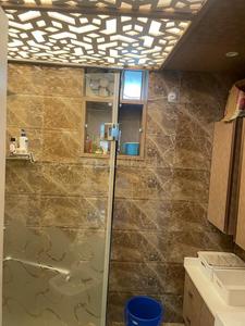 Bathroom Image of 2050 Sq.ft 3 BHK Apartment / Flat for sale in Shalimar Dwelling, Charbagh Lucknow for Rs. 22000000