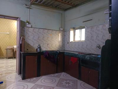 Kitchen Image of 900 Sq.ft 1 RK Independent House for rent in Kamathe Mala Pune for Rs. 11000