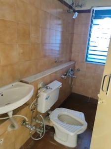 Common Bathroom Image of 650 Sq.ft 1 BHK Apartment / Flat for sale in Seawoods Navi Mumbai for Rs. 12000000