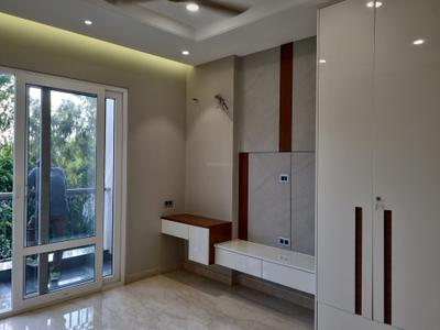 Bedroom Image of 1350 Sq.ft 3 BHK Builder Floor for sale in Janakpuri New Delhi for Rs. 39500000