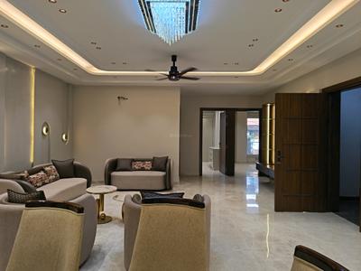 Living Room Image of 2400 Sq.ft 5 BHK Builder Floor for sale in Nikunj Ultra Luxury Floors, Indirapuram Ghaziabad for Rs. 40000000