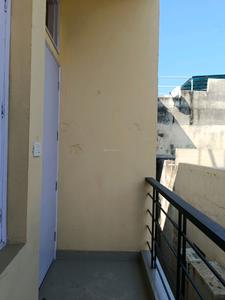 Bedroom Image of 300 Sq.ft 1 RK Apartment / Flat for rent in Saket New Delhi for Rs. 19000