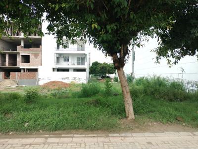Image of 275 Sq.ft Residential Plot / Land for sale in BPTP Eden Estate, Sector 81, Faridabad for Rs. 75625000