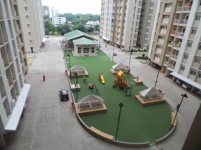 Balcony Image of 900 Sq.ft 2 BHK Apartment / Flat for sale in Amanora Trendy Homes, Hadapsar Pune for Rs. 9500000