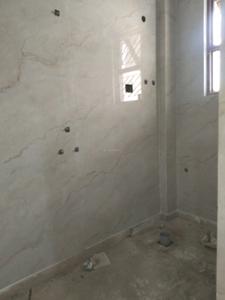Common Bathroom Image of 900 Sq.ft 2 BHK Apartment / Flat for sale in Rajendra Nagar Ghaziabad for Rs. 6180000