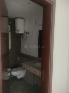 Bathroom Image of 5200 Sq.ft 5 BHK Villa for sale in Jaypee Kallisto Town homes, Sector 128 Noida for Rs. 130000000