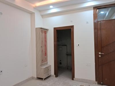 Bedroom Image of 1100 Sq.ft 2 BHK Apartment / Flat for sale in Hometech Pride, Sector 73 Noida for Rs. 3775000