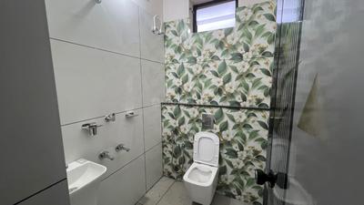 Bathroom Image of 1100 Sq.ft 2 BHK Apartment / Flat for rent in Kakkodi Kozhikode for Rs. 18000