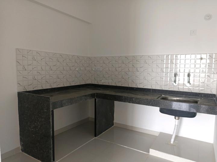 Majestique 38 Park Majestique Main Image 1