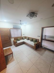 Hall Image of 700 Sq.ft 2 BHK Apartment / Flat for rent in Shivalik Yash Tower, Jodhpur Ahmedabad for Rs. 30000